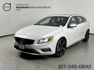 Used 2016 Volvo V60 T6 R-Design Platinum image 1