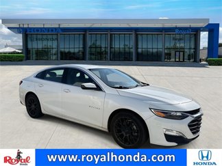 Used 2021 Chevrolet Malibu LT image 1