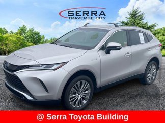Used 2021 Toyota Venza XLE image 1