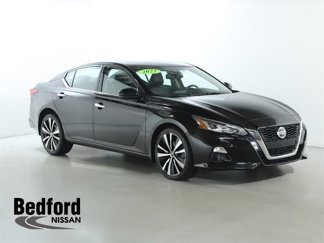Certified 2022 Nissan Altima 2.5 Platinum image 1