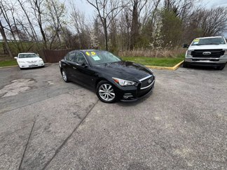 Used 2015 INFINITI Q50 2.0t w/ Moonroof Package image 1