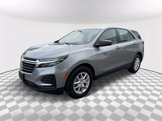 Used 2023 Chevrolet Equinox LS image 1
