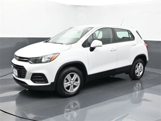 Used 2018 Chevrolet Trax LS image 1
