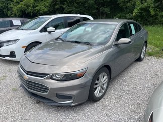 Used 2017 Chevrolet Malibu LT image 1
