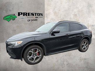 Used 2022 Alfa Romeo Stelvio Sprint image 1