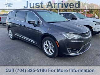 Used 2020 Chrysler Pacifica Limited video 1