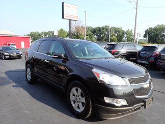 Used 2010 Chevrolet Traverse LT image 1