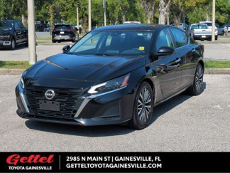Used 2023 Nissan Altima 2.5 SV image 1