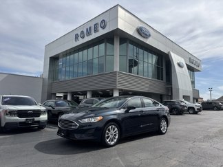 Used 2020 Ford Fusion SE image 1