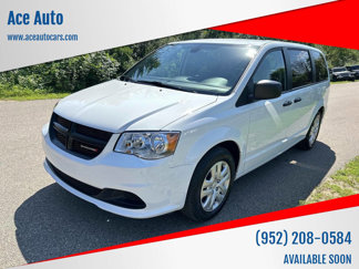 Used 2019 Dodge Grand Caravan SE image 1