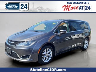 Used 2018 Chrysler Pacifica Touring Plus w/ Tire & Wheel Group image 1