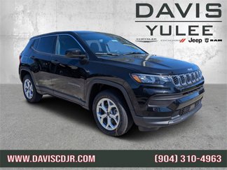 New 2025 Jeep Compass Sport image 1