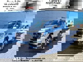 Certified 2022 GMC Terrain SLE w/ Driver Convenience Package image 1
