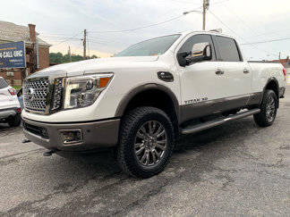 Used 2019 Nissan Titan Platinum Reserve image 1