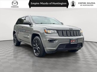 Used 2019 Jeep Grand Cherokee Altitude image 1