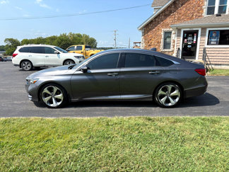 Used 2019 Honda Accord Touring image 1