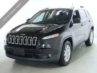 Used 2018 Jeep Cherokee Latitude Plus w/ Cold Weather Group image 1