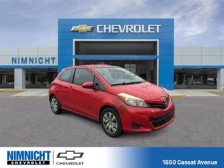Used 2012 Toyota Yaris L image 1