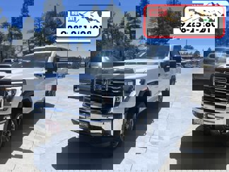 New 2025 GMC Sierra 2500 SLT image 1