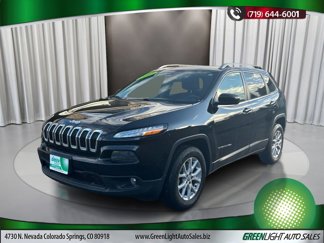 Used 2017 Jeep Cherokee Latitude w/ Cold Weather Group image 1