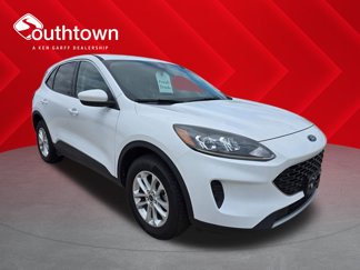 Used 2020 Ford Escape SE image 1