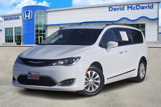 Used 2019 Chrysler Pacifica Touring-L image 1