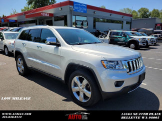 Used 2013 Jeep Grand Cherokee Overland w/ Advance Technology Group image 1