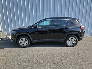 Certified 2022 Jeep Compass Latitude w/ Sun and Sound Group image 1