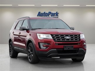Used 2017 Ford Explorer XLT w/ Equipment Group 202A image 1