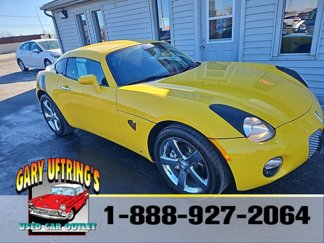 Used 2009 Pontiac Solstice Coupe w/ Premium Package image 1