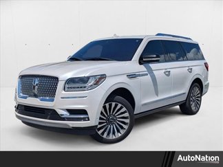 Used 2019 Lincoln Navigator Reserve image 1