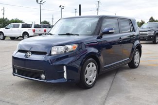 Used 2015 Scion xB image 1