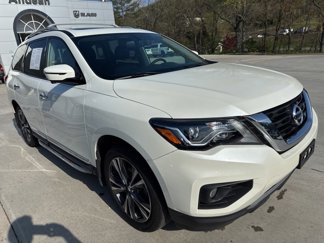 Used 2020 Nissan Pathfinder Platinum image 1