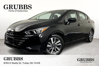 Used 2023 Nissan Versa SV image 1