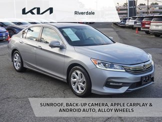 Used 2017 Honda Accord EX image 1