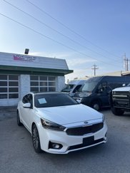 Used 2017 Kia Cadenza Premium w/ Luxury Package image 1
