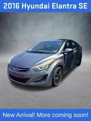 Used 2016 Hyundai Elantra SE video 1