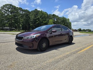 Used 2018 Kia Forte LX image 1