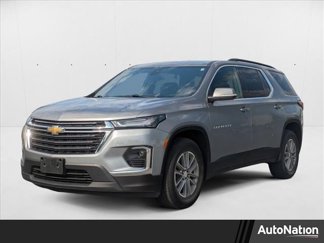 Used 2023 Chevrolet Traverse LT image 1