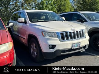 Used 2011 Jeep Grand Cherokee Laredo image 1