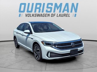 Used 2022 Volkswagen Jetta SEL image 1