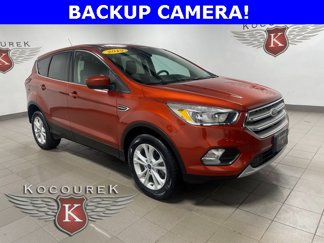 Used 2019 Ford Escape SE image 1