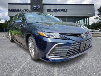 Used 2021 Toyota Camry LE image 1