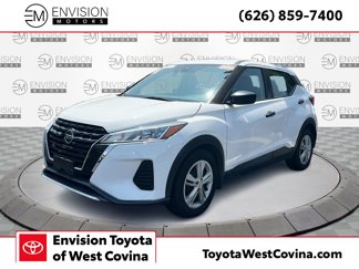 Used 2021 Nissan Kicks S image 1