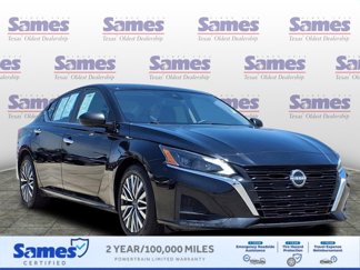 Used 2024 Nissan Altima 2.5 SV image 1