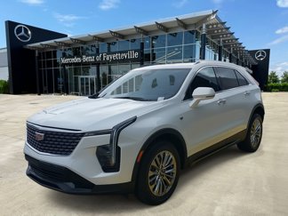 Used 2024 Cadillac XT4 Premium Luxury image 1