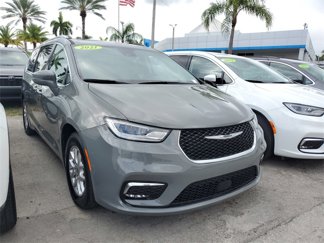Used 2021 Chrysler Pacifica Touring-L image 1