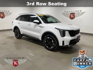 Used 2024 Kia Sorento S image 1