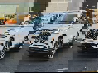 New 2025 Lincoln Aviator AWD image 1