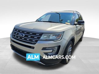 Used 2017 Ford Explorer XLT w/ Equipment Group 202A image 1